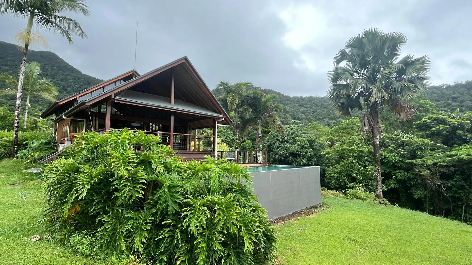 Cape Tribulation House Villa